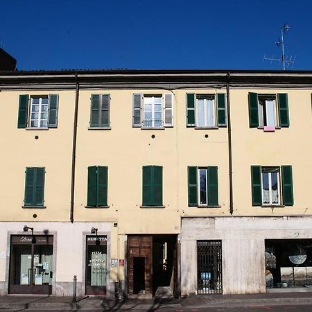Ferienwohnung Be Happy - The House Of Travelers Como Exterior foto
