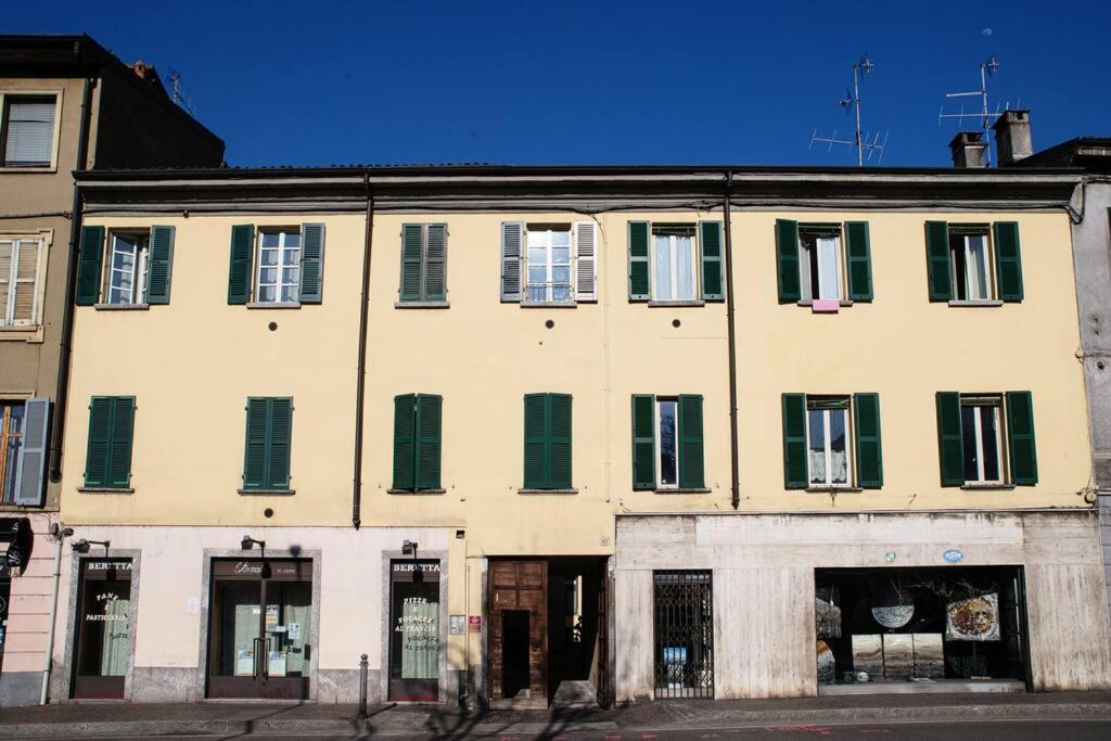 Ferienwohnung Be Happy - The House Of Travelers Como Exterior foto